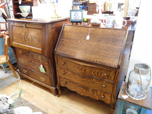 Antique Store «Antiques & Rusty Relics», reviews and photos, 3570 Fancher Rd, Holley, NY 14470, USA