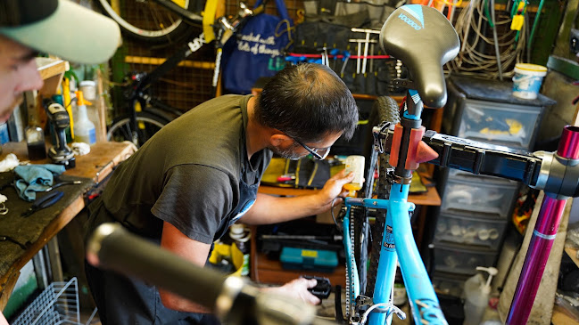 Reviews of Citizen Cycle Bike Repair Service Workshop in Newport - Bicycle store