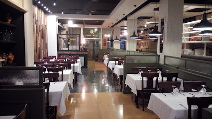 Restaurante Lungo Mare | Elche - Plaça Glorieta, 3, 03203 Elx, Alicante, Spain