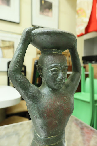 Thrift Store «New Elephant Resale Shop Of Chicago, NFP», reviews and photos, 2325 N Clark St, Chicago, IL 60614, USA