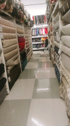 Fabric Store «Jo-Ann Fabrics and Crafts», reviews and photos, 220 N 66th St #270, Lincoln, NE 68505, USA