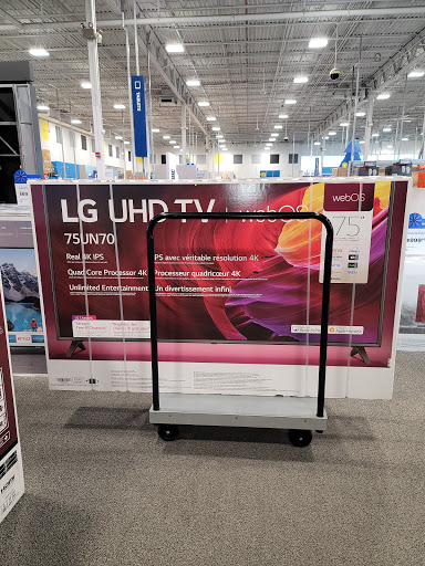 Electronics Store «Best Buy», reviews and photos, 1417 Golden Gate Blvd, Mayfield Heights, OH 44124, USA