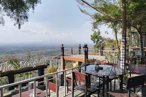 The Manglung Cafe image