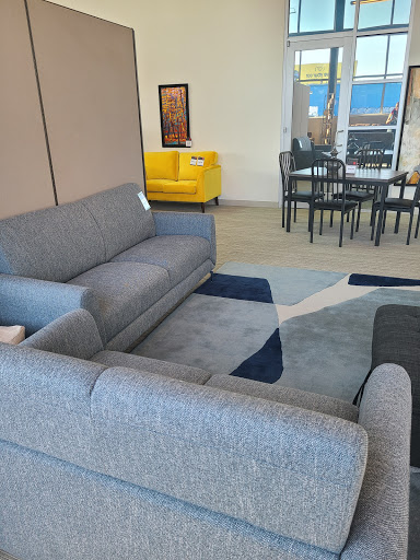 Furniture Rental Service «CORT Furniture Rental and Clearance center», reviews and photos, 1207 N Boulevard, Richmond, VA 23230, USA