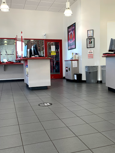 Tire Shop «Discount Tire Store», reviews and photos, 8550 N MacArthur Blvd, Irving, TX 75063, USA