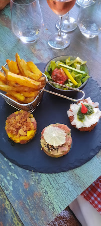 Steak tartare du Restaurant français Midi à l'ombre à Uzès - n°6