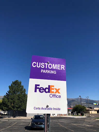 Print Shop «FedEx Office Print & Ship Center», reviews and photos, 933 N Main St, Layton, UT 84041, USA