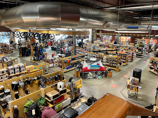 Camping Store «REI», reviews and photos, 7810 N Blackstone Ave, Fresno, CA 93720, USA