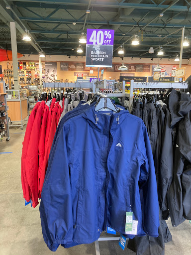 Outdoor Sports Store «Eastern Mountain Sports», reviews and photos, 1475 Western Ave, Albany, NY 12203, USA
