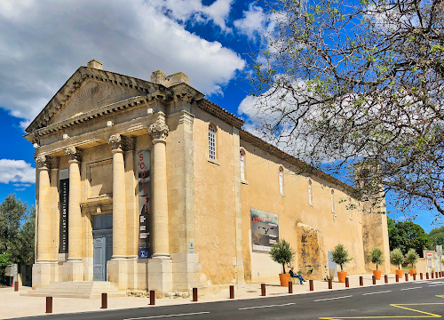 Centre d'art contemporain Les Pénitents Noirs à Aubagne