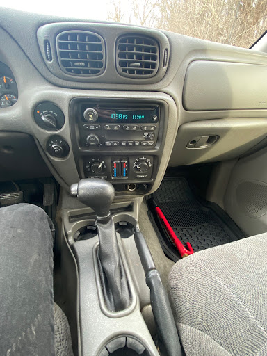 Auto Repair Shop «Greitens Auto Service», reviews and photos, 5804 W Bluemound Rd, Milwaukee, WI 53213, USA