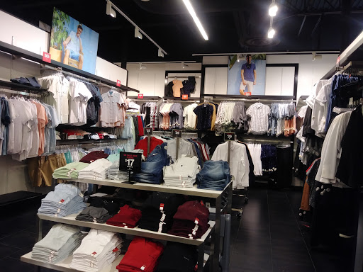 Shopping Mall «Seattle Premium Outlets», reviews and photos, 10600 Quil Ceda Blvd, Tulalip, WA 98271, USA