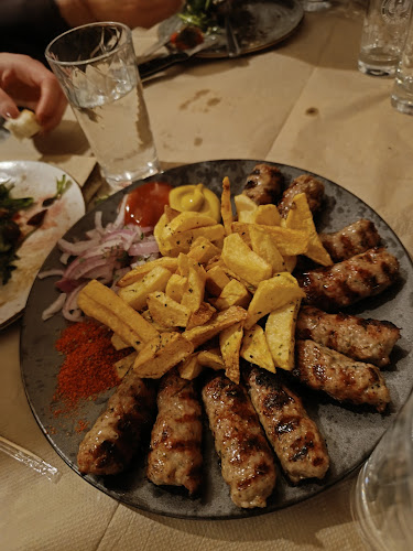 Comentarii opinii despre 50ρακη Μεζεδοπωλείο