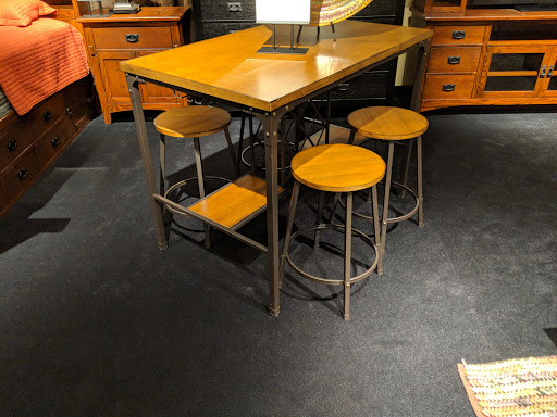 Furniture Store «Mor Furniture for Less | Lynnwood», reviews and photos, 4029 Alderwood Mall Blvd, Lynnwood, WA 98036, USA