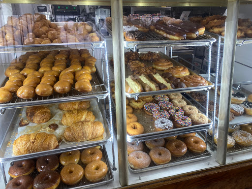 Darling Donuts & Ice Cream, 5431 Venice Blvd, Los Angeles, CA 90019, USA, 