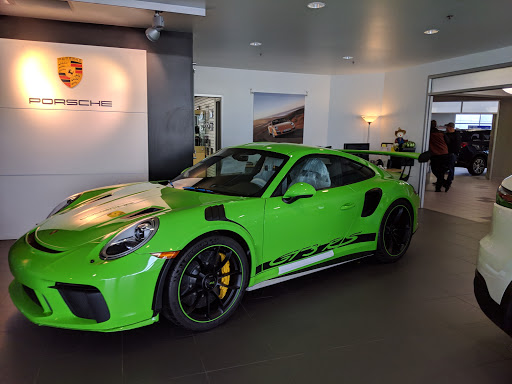 Car Dealer «Valley Imports Inc», reviews and photos, 402 40th St S, Fargo, ND 58103, USA