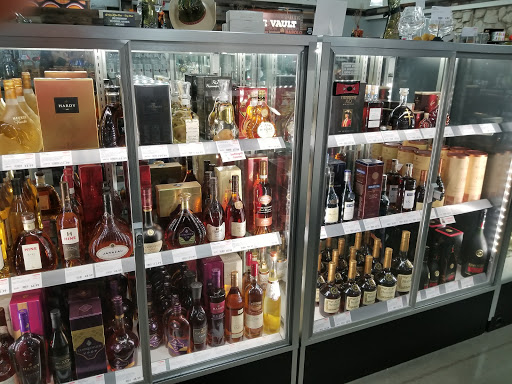 Wine Store «BevMo!», reviews and photos, 15525 Whittier Blvd, Whittier, CA 90603, USA