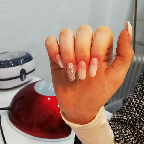 Nails beauty Vișeu de Sus - <nil>