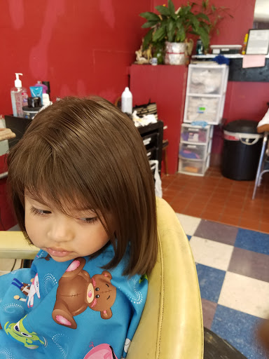 Beauty Salon «Marisol Beauty Hair Salon», reviews and photos, 9012 International Blvd, Oakland, CA 94603, USA