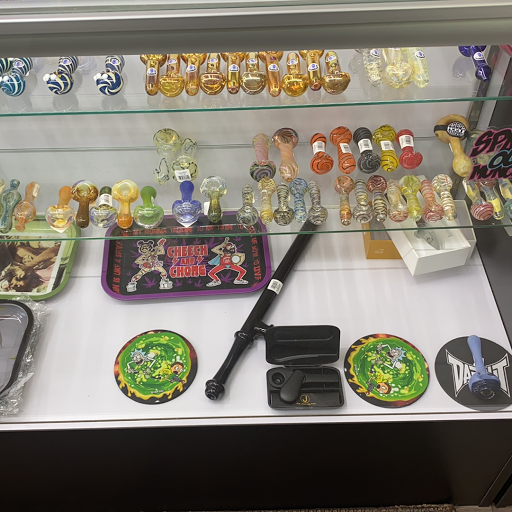 Vaporizer Store «South Side Smoke Shop», reviews and photos, 6240 S Pulaski Rd, Chicago, IL 60629, USA