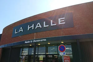 La Halle Bruay La Buissiere Porte Nord image