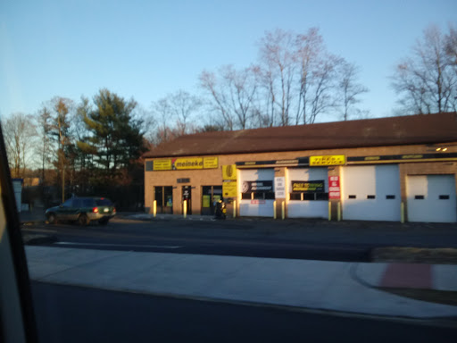 Auto Repair Shop «Meineke Car Care Center», reviews and photos, 1114 Farmington Ave, Bristol, CT 06010, USA