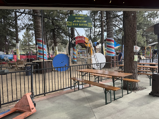 Wyatt's Grill and Saloon