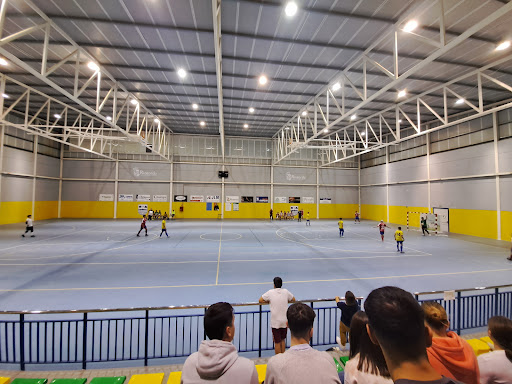 Complejo Deportivo Magiaza (Pabellón) en Riogordo, Málaga