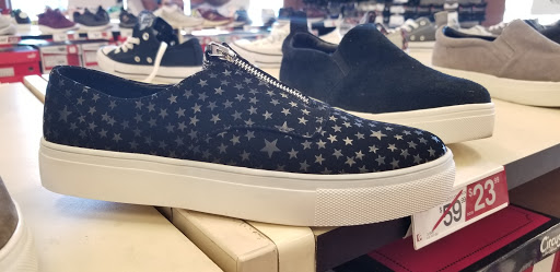 Shoe Store «Famous Footwear», reviews and photos, 7951 W Tropical Pkwy, Las Vegas, NV 89149, USA