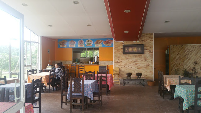 Mar Y Tierra Restaurant - Puyo