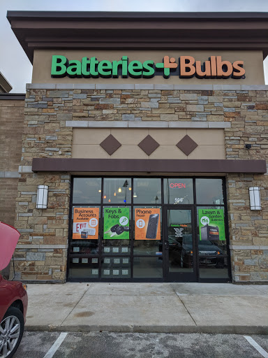 Car Battery Store «Batteries Plus Bulbs», reviews and photos, 10288 77th St, Pleasant Prairie, WI 53158, USA