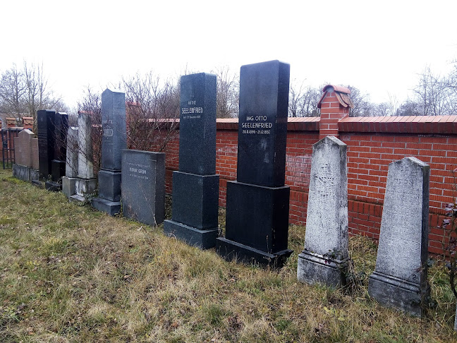 Komentáře a recenze na Nový Židovský hřbitov Hodonín