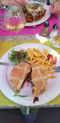 Hamburger du Restaurant Le Zinc by Marjo à Vaumeilh - n°3