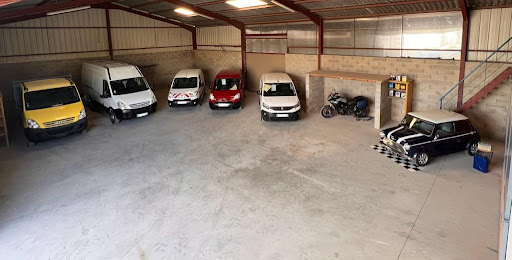 Photo 6 - Garage Gayraud