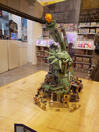 Toy Store «The LEGO Store», reviews and photos, 6600 Topanga Canyon Blvd, Canoga Park, CA 91303, USA