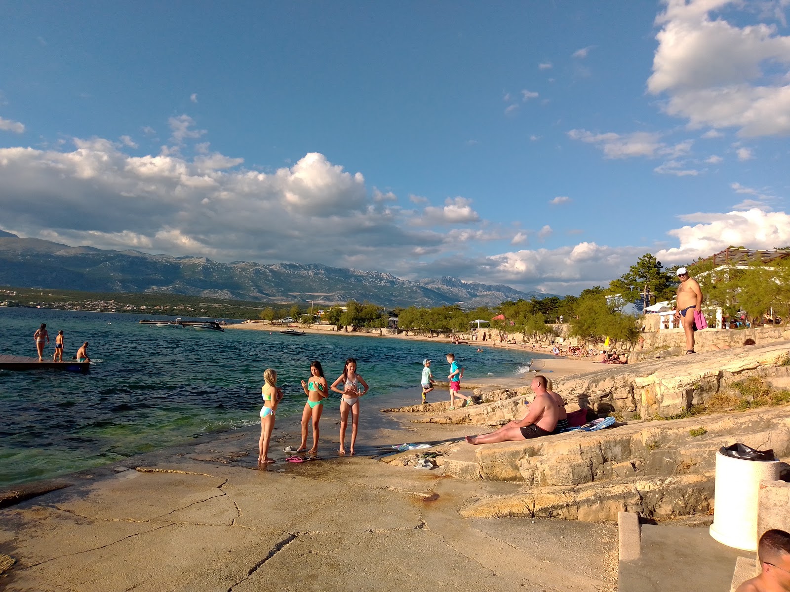 Karinsko more IV'in fotoğrafı ve yerleşim
