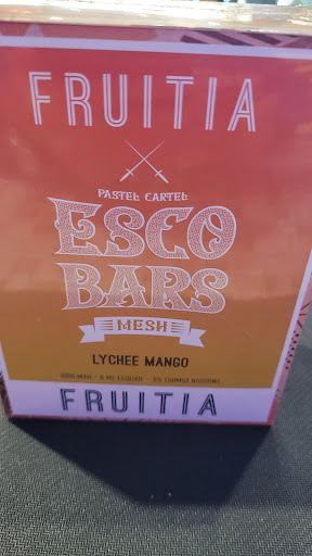 Vaporizer Store «Zee Vapor and Tobacco», reviews and photos, 6325 Dempster St, Morton Grove, IL 60053, USA