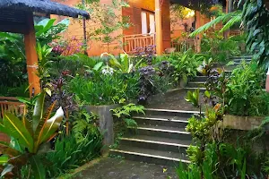 Villa Kayu Resort image