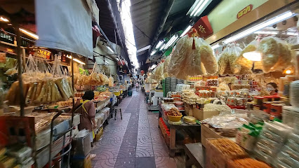Yaowarat Soi 6 Chinese Market