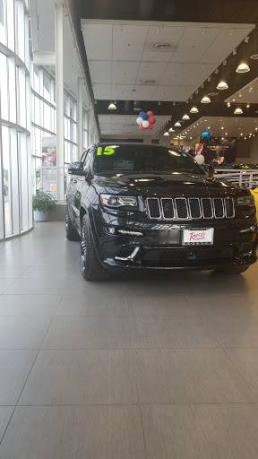 Car Dealer «Larry Roesch Chrysler Jeep Dodge RAM», reviews and photos, 200 W Grand Ave, Elmhurst, IL 60126, USA
