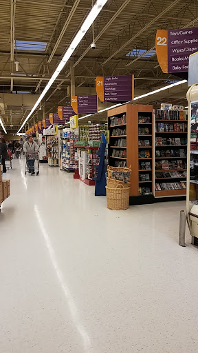 Grocery Store «Stop & Shop», reviews and photos, 5 Town Center Dr, Sparta Township, NJ 07871, USA