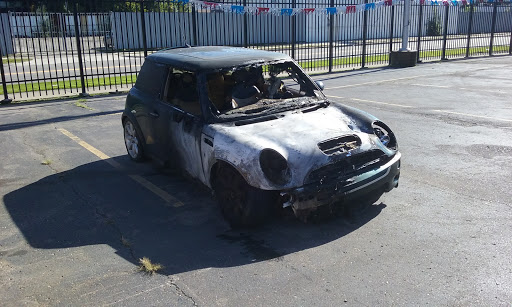 Auto Body Shop «Somerset Auto Body Shop», reviews and photos, 20461 John R St, Highland Park, MI 48203, USA