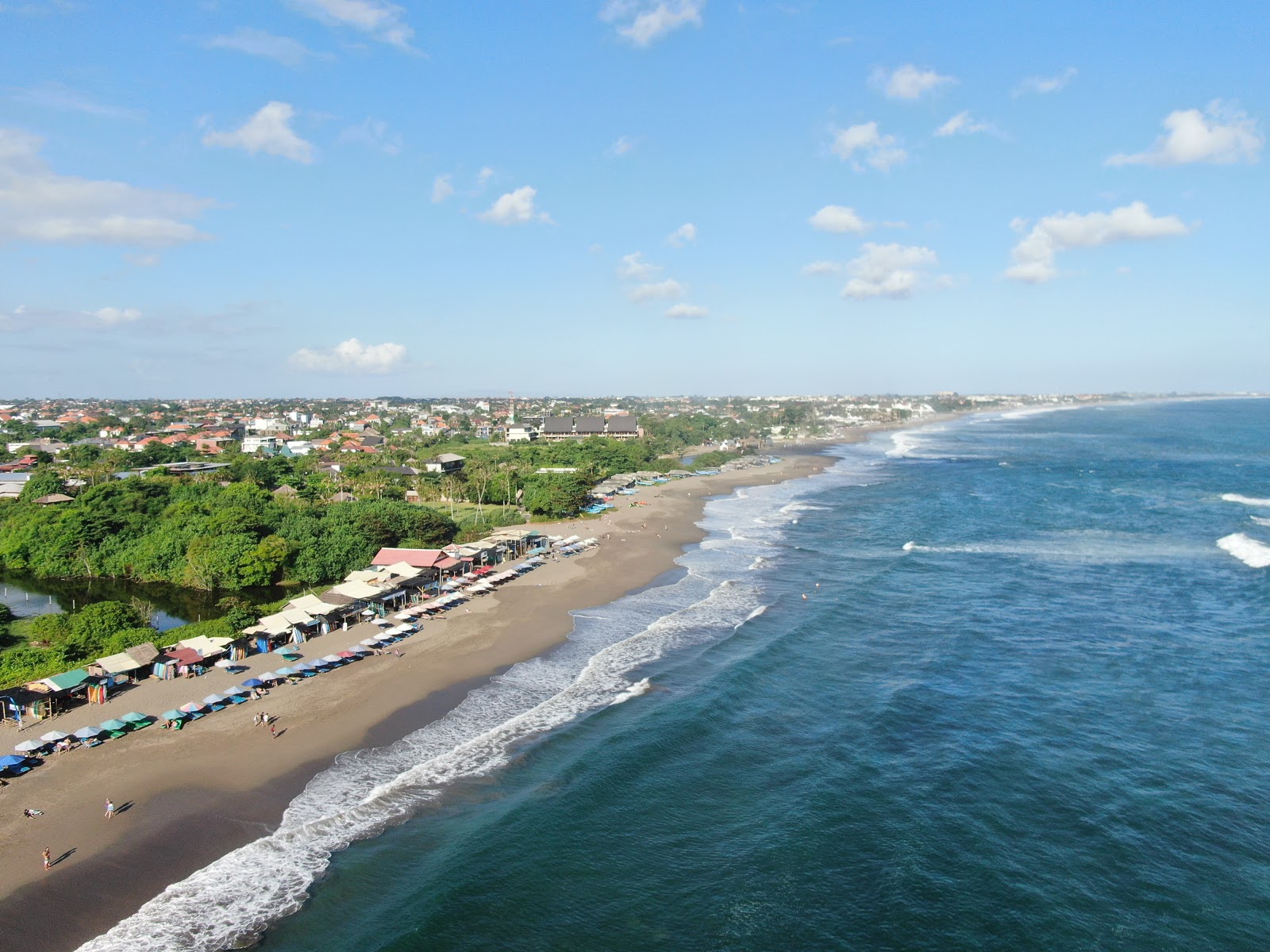 Φωτογραφία του Παραλία Τσανγκού με ευρύχωρη ακτή