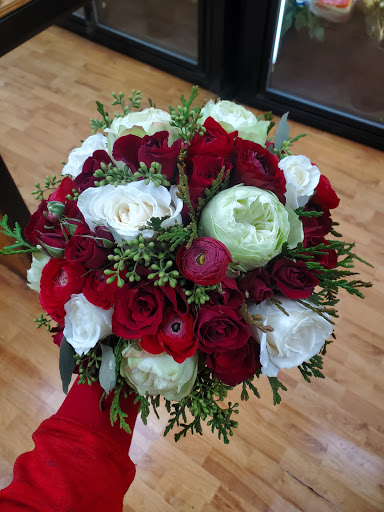 Florist «Alborada Florist», reviews and photos, 17 Huguenot St, New Rochelle, NY 10801, USA