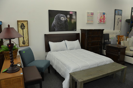 Home Goods Store «Yard Sale USA», reviews and photos, 562 Nissan Dr, Smyrna, TN 37167, USA