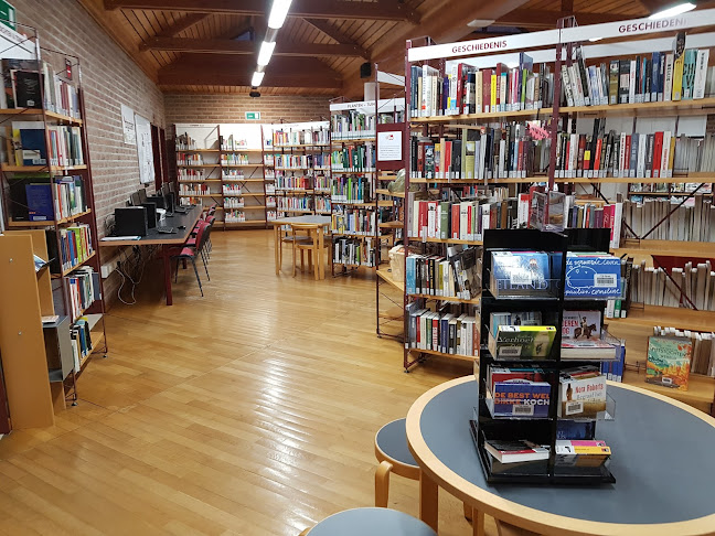 Beoordelingen van Hoofdbibliotheek Ravels in Charleroi - Bibliotheek