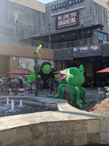 Shopping Mall «Anaheim GardenWalk», reviews and photos, 400 West Disney Way, Anaheim, CA 92802, USA