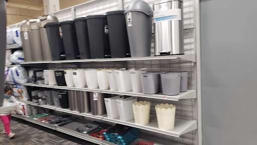 Clothing Store «Burlington Coat Factory», reviews and photos, 30 W Rand Rd, Arlington Heights, IL 60004, USA