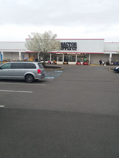 Home Improvement Store «Tractor Supply Co.», reviews and photos, 588 Culpeper Town Square, Culpeper, VA 22701, USA