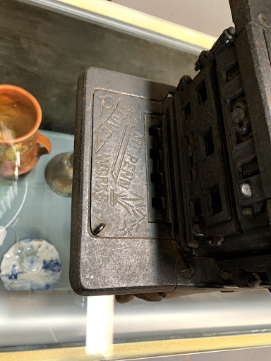 Used Furniture Store «GRQ Used Furniture», reviews and photos, 14129 Kutztown Rd, Fleetwood, PA 19522, USA